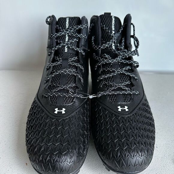 Under Armour Football Cleat Men's Black New 3022837-001 size 12 - Picture 2 of 5